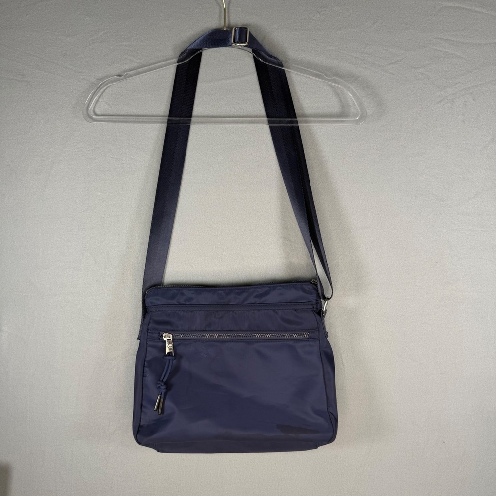 Bearpaw Crossbody Bag Womens Medium Navy Blue Good Nylon